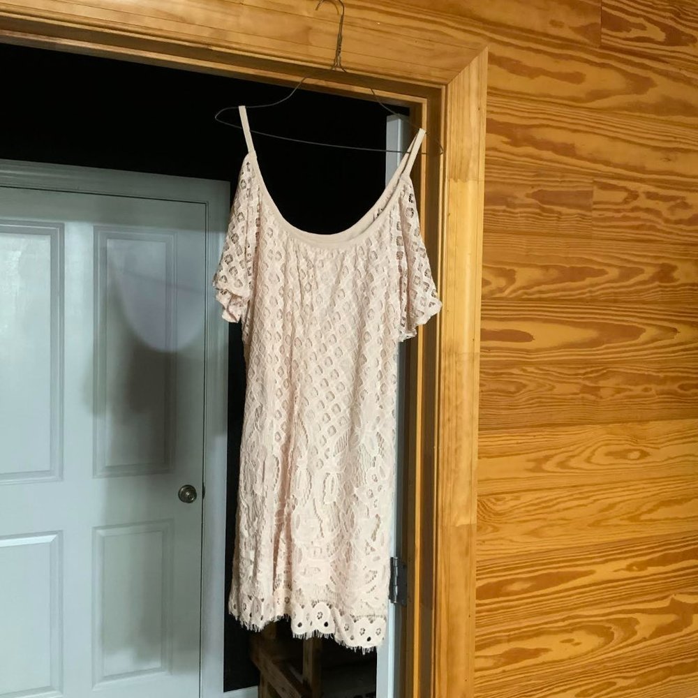 Venus | Medium | Cold Shoulder| Peach Dress